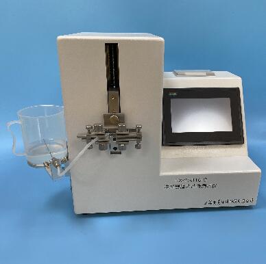 滑動性蜜桃视频插满18在线观看